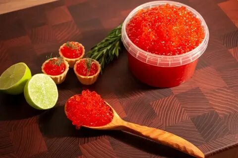 Икра кеты или кижуча