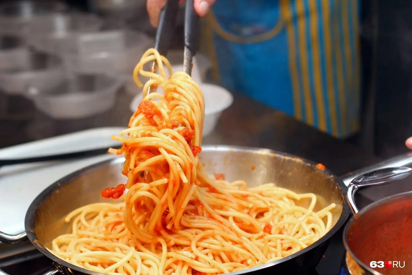 Как сварить спагетти. Тонкие спагетти. Как готовить макароны. Самые дорогие макароны в мире. Сколько варить спагетти.