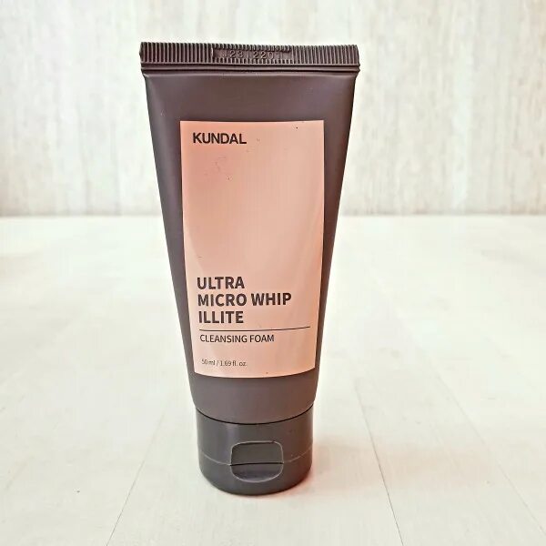 Ультра микро. Kundal Micro Whip Cleansing Foam. Kundal Ultra Micro Whip Illite Cleansing Foam. Kundal пенка. Kundal для умывания.