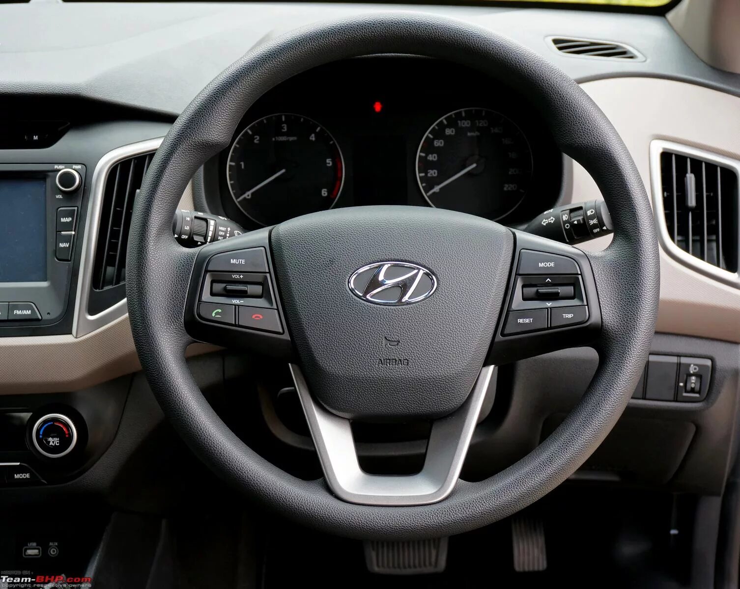 Hyundai creta руль. Руль Hyundai Creta. Руль Hyundai Creta руль. Руль Hyundai Creta 2016.