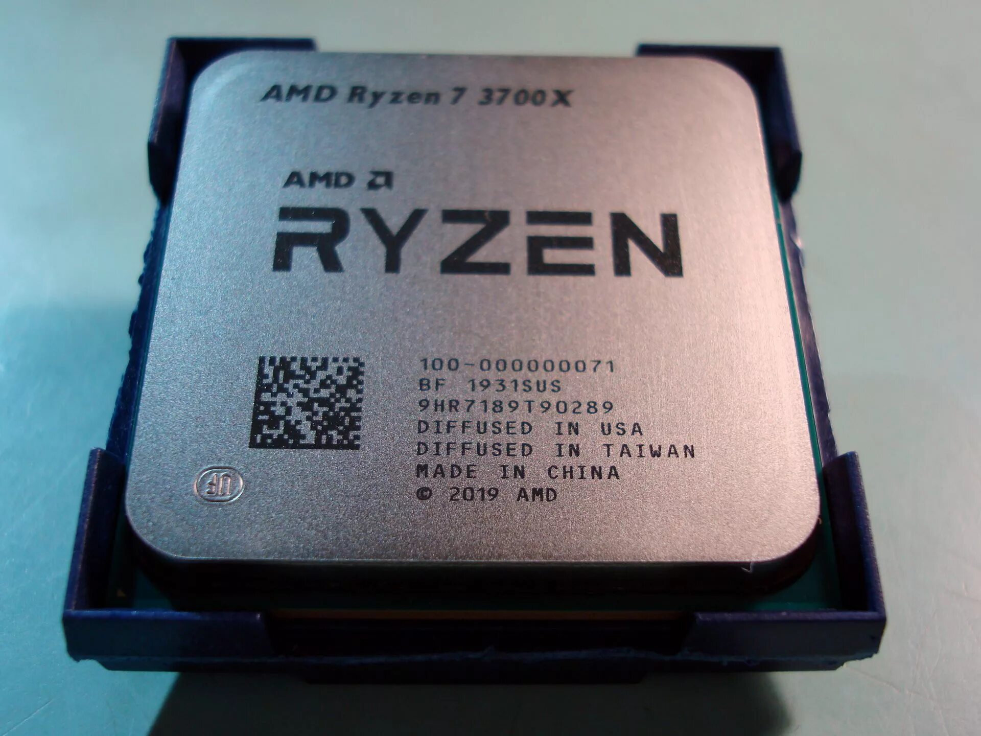 Ryzen 7 5700x3d купить. AMD Ryzen 7 3700x. Процессор AMD Ryzen 7 3700x OEM. AMD Ryzen 7 Pro 3700. Процессор AMD Ryzen 7 2700.