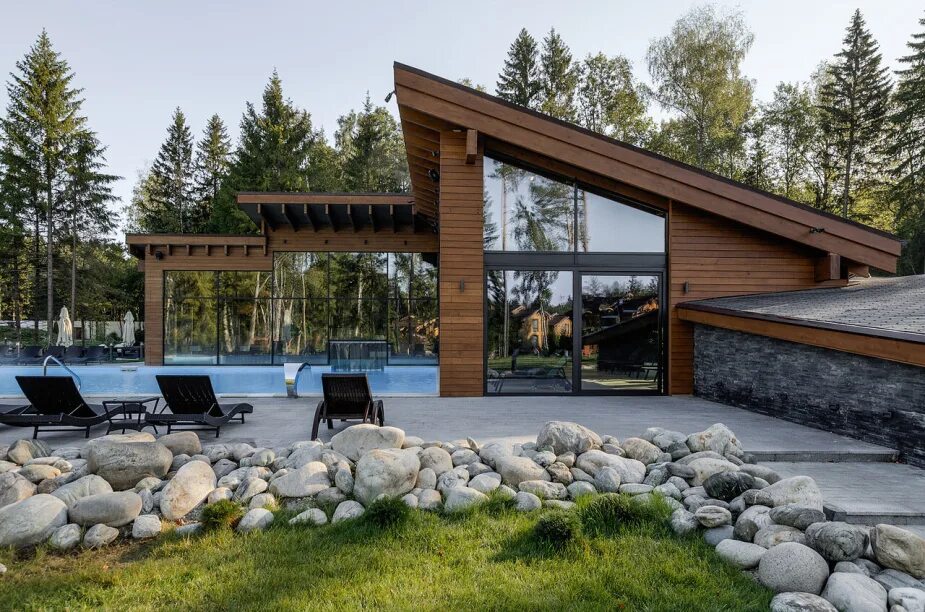 Верхолы релакс парк полтава. Verholy relax park: лесной курорт в полтавской области,. Парк отель резорт подмосковье. Бассейн в лесу подмосковье. Les art парк отель подмосковье.