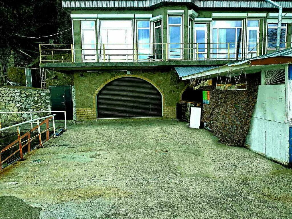 алупка дворцовое шоссе 15. дворцовое шоссе алупка. рекреационный комплекс златоуст крым. , 10а. алупка ленина 15.