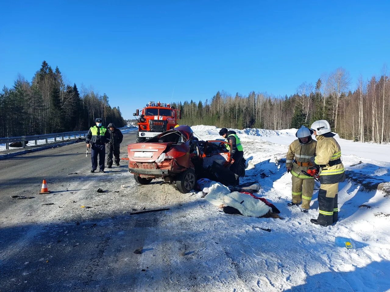Дтп р 21. Авария на трассе кола в карелии. дтп в карелии на трассе кола 31.12.2025.