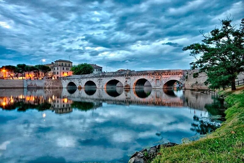 Арка августа в римини. Rimini italy. Триумфальная арка в римини (27 г. ). Rimini италия.