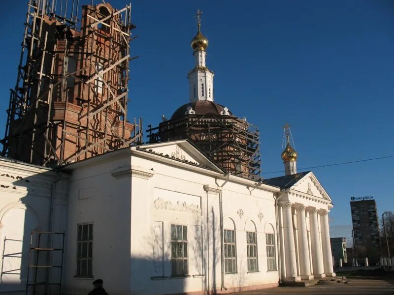 Храму быть орел