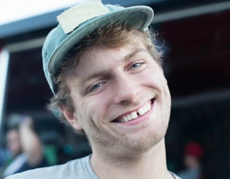 Mac demarco on the level. Mac demarco. палку мак демарко. мак демарко еврей. sami demarco.