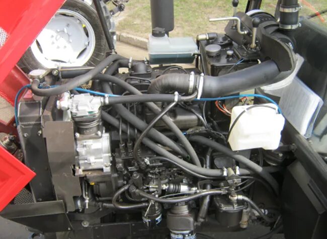 мтз 320 мотор. мтз с двигателем ламборджини. двигатель ламборджини мтз 320. мотор ламборгини мтз 320. двигатель беларус 320.