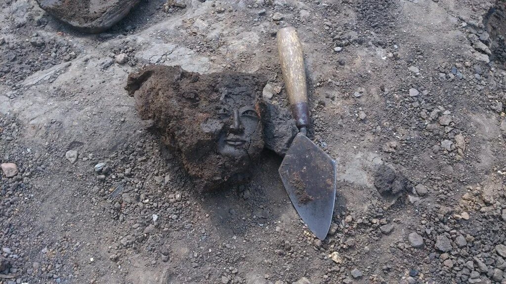 стоянка древнего человека диринг-юрях. десятинная церковь археология. эпоха неолита и энеолита (5-3 тыс. раскопки во владимирской области. орудия неолита.