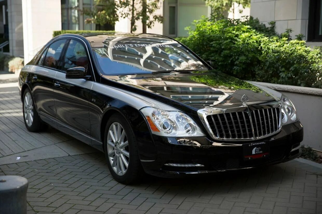 Mercedes Maybach 57s. Майбах 221 кузов. Maybach 57 2012. Maybach 57s 2012.