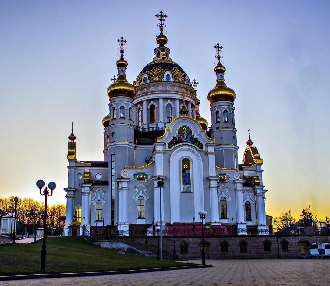 Великие православные храмы. Храм Февронии Донецк. Храм св. Петра и Февронии. Храм сыятых Петра и Феврониив г. Донецк.