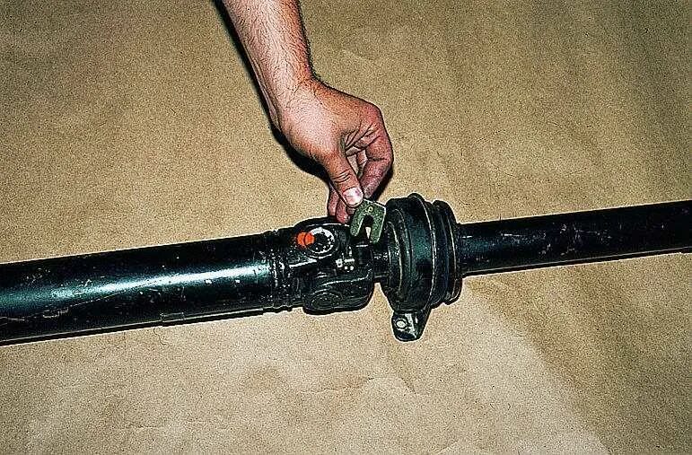 Как правильно установить кардан. Карданная передача газель некст. карданная передача газ 3110. болт соединения кардана газель 3302. кардан газ 3110.