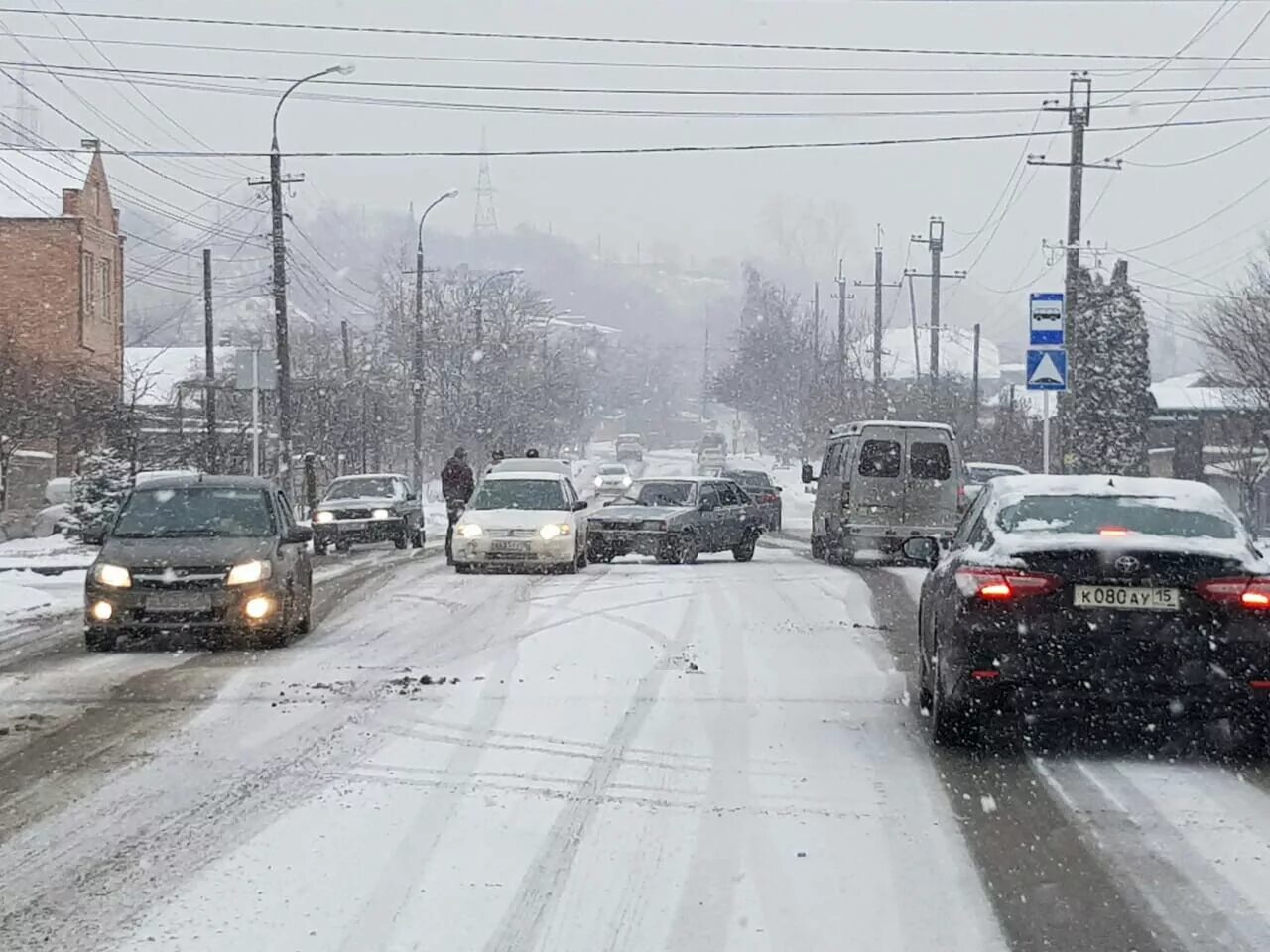 Владикавказ зима. Улицы Владикавказа зимой. Weather Vladikavkaz. Погода во Владикавказе. Прогноз по часам на сегодня владикавказ