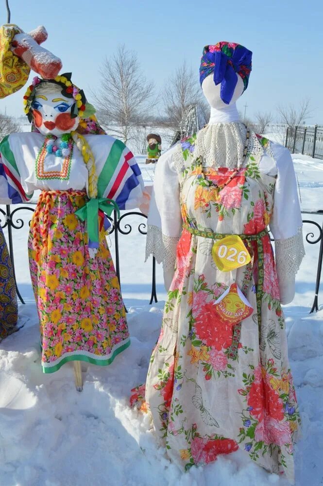 Из чего можно сделать чучело на масленицу. Из чего можно сделать чучело на масленицу