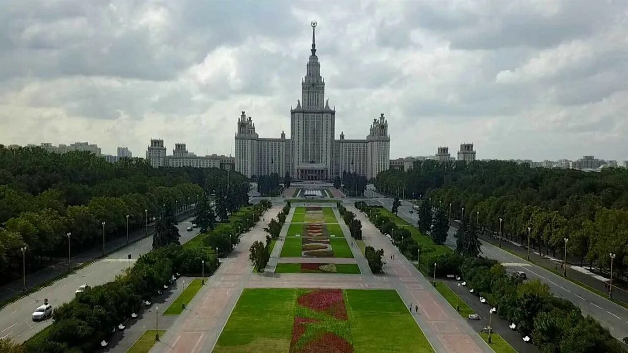 Площадь мгу. МГУ Воробьевы горы. Воробьевы горы постройка МГУ. Комплекс зданий МГУ на Воробьевых горах. Главного здания МГУ на Воробьёвых горах;.