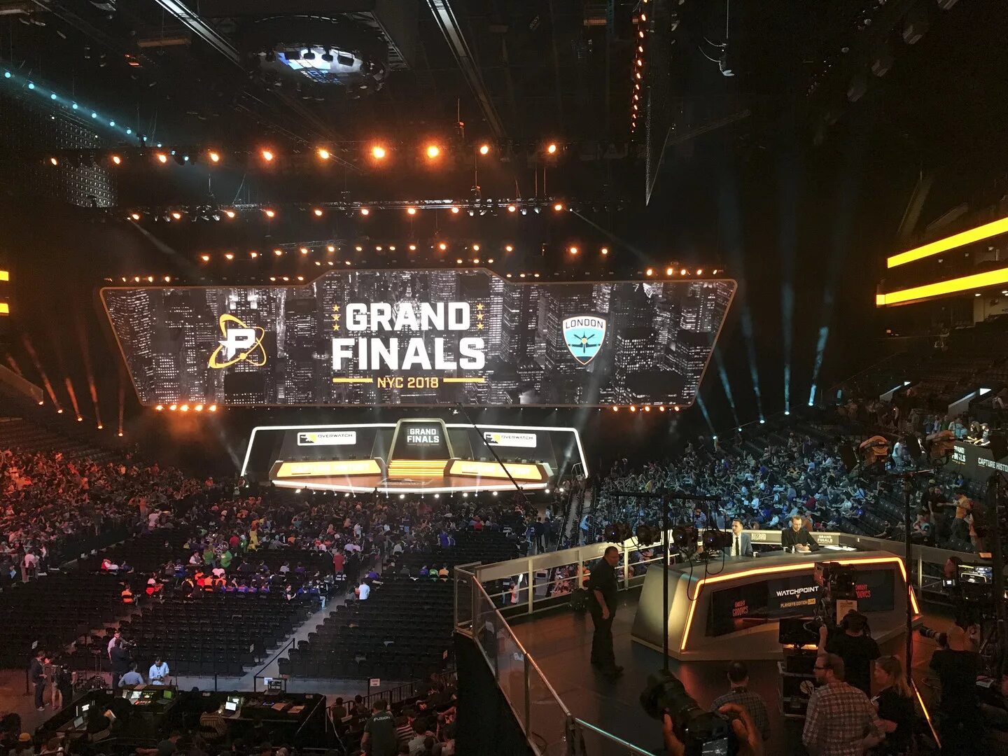 The finals дата. Grand final. черный экран the finals. the finals квадр. the finals лобби.
