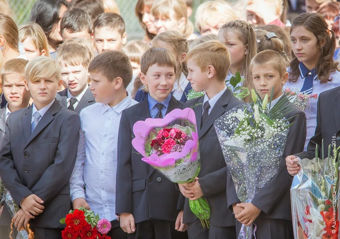 Домашнее задание 40 школа. Домашнее задание 40 школа. Школьная тема. Школа класс томск. Оценки в школе.