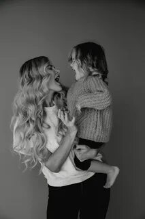 Photoshoot mom