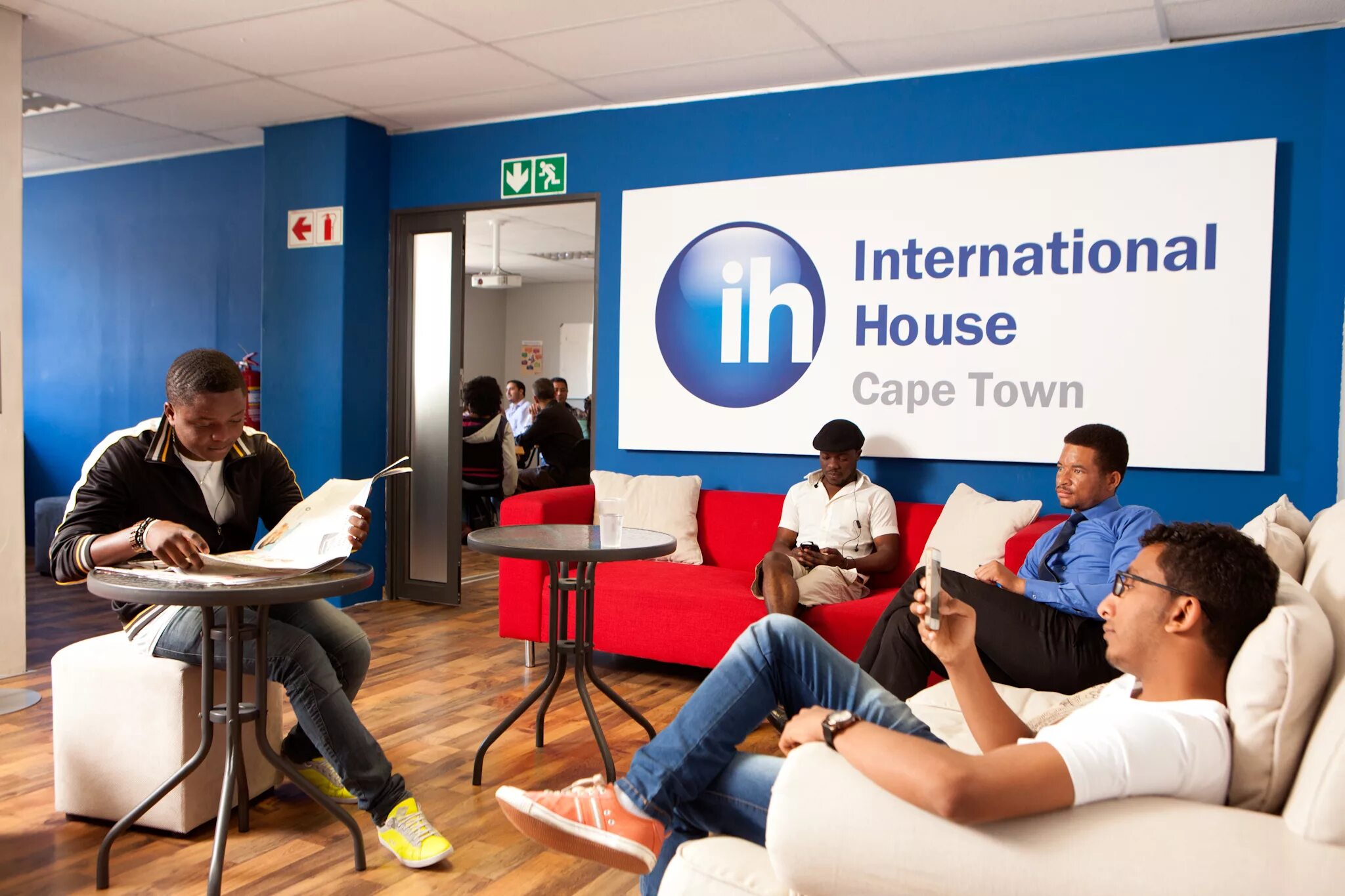 International House. BKC International House. International House Манчестер. International House World organisation.