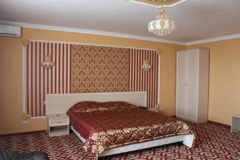 По гостиным москвичка