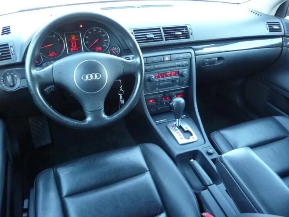 Ауди а4 б5 1.8 купить. Ауди а4 2004 года салон. Audi a4 b6 2004. Audi a4 2003 Interior. Audi a4 1998 1.8.