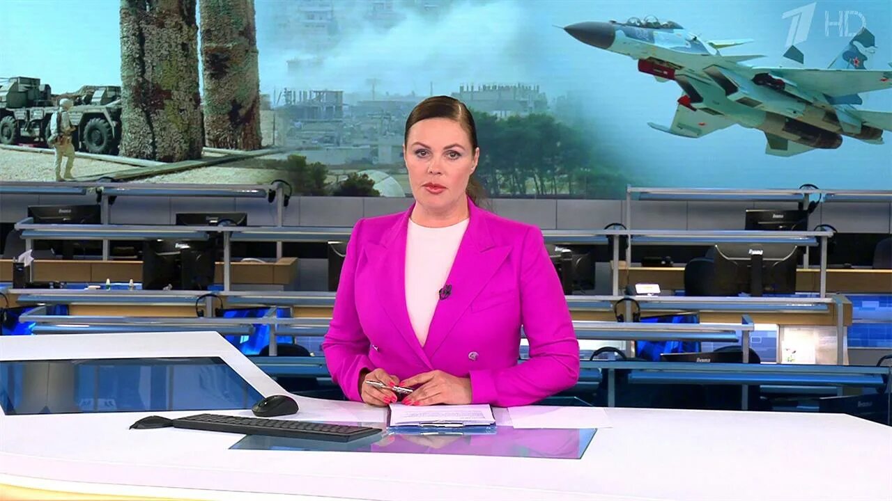 Выпуск программы время сегодня в 21.00. Выпуск новостей в 2025 первый-канал. выпуск новостей 1 канал. заставка новостей первого канала. программа время первый канал вчера.