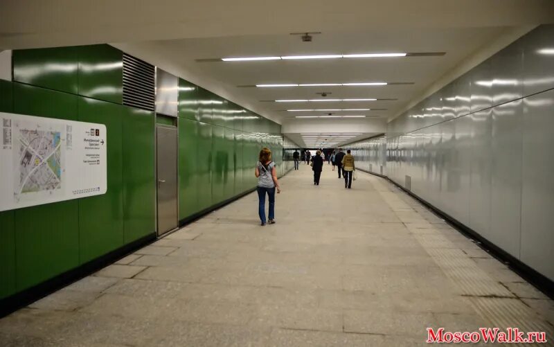 Озёрная (станция метро). Метро озерная адрес. Метро озерная адрес. Станция метро озерная москва. Метро озерная выход 3.