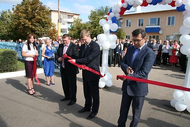 Рп советское саратовская область погода. Степное советский район саратовская область парк аллея славы. парк лузянина степное советский район. р п степное советского района. р.п степное советского района саратовской области.