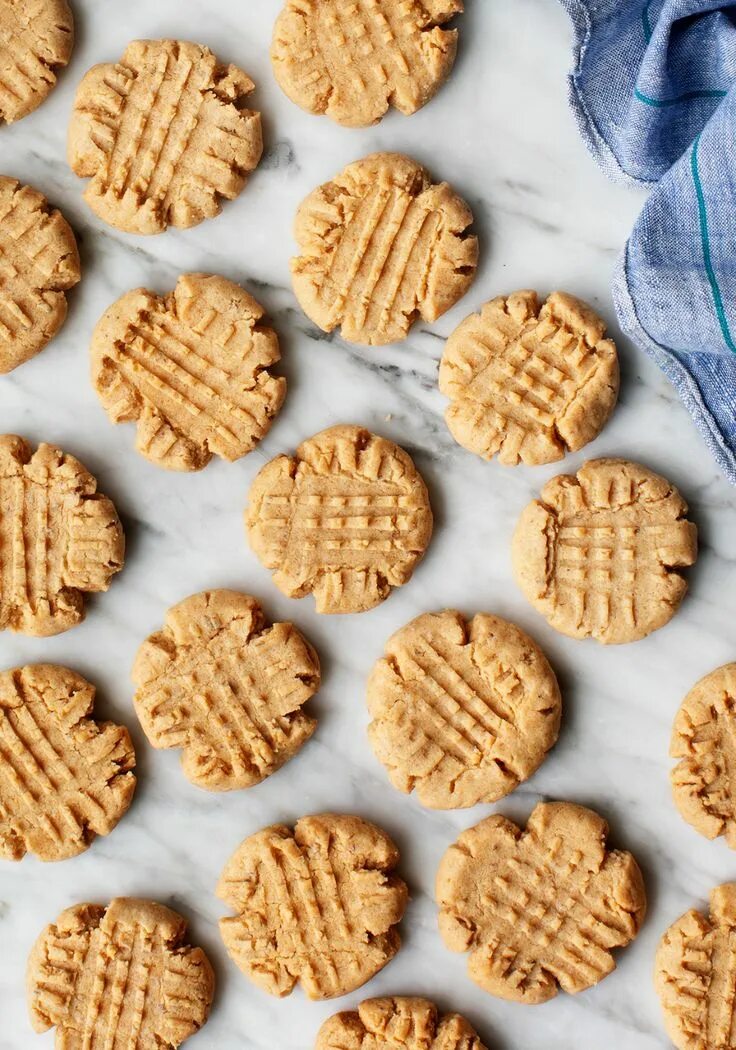 Peanut cookie. Печенье cookies. вегетарианское печенье. печенье butter. печенье кукис.