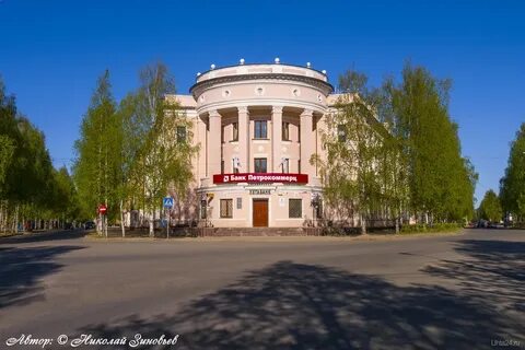 В первомайском октябрьский
