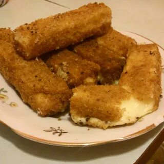 Сырные палочки на сковороде