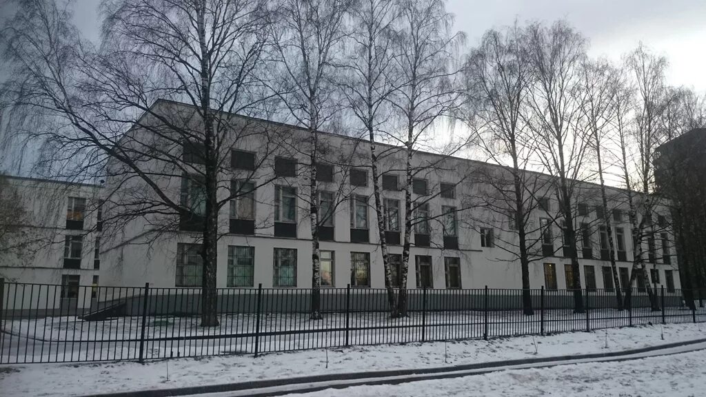 Школа 38 корпус 1. 814 школа москва 1 корпус. 26а. Школа 814 корпус 2. Тюменская школа 21.