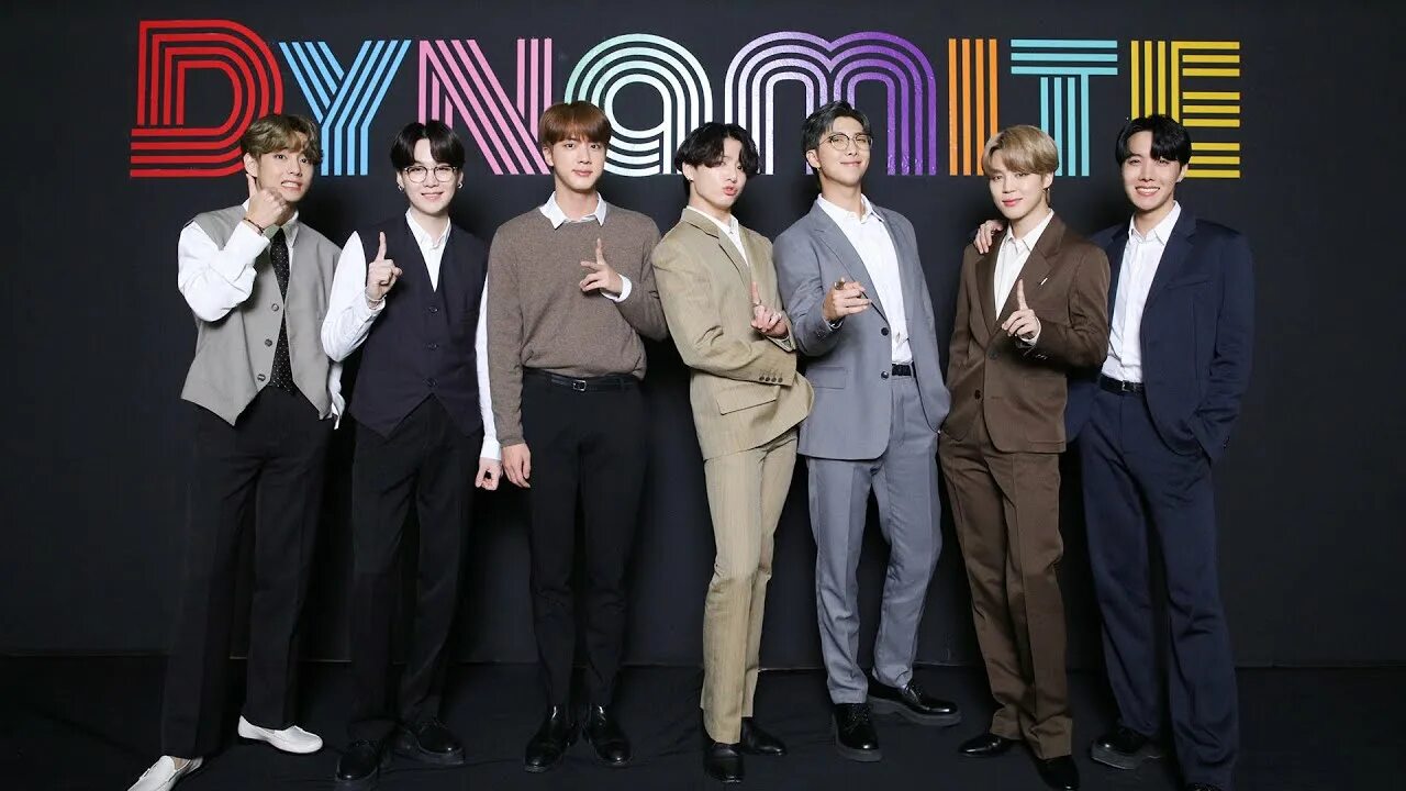 Хайб интертеймент. Сеул здание big hit. Бтс грэмми. Japan boy группа бигхит. Компания биг хит в корее.