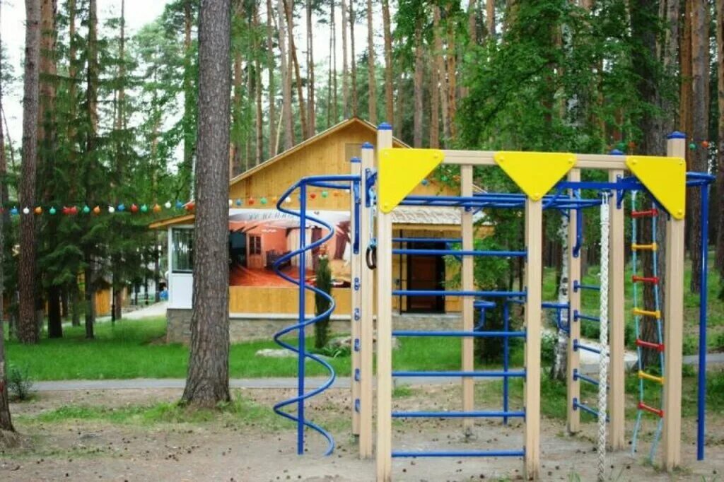 Recreation center "Salyut" Verhnyaya Syisert Sverdlovsk oblast: цены на проживан