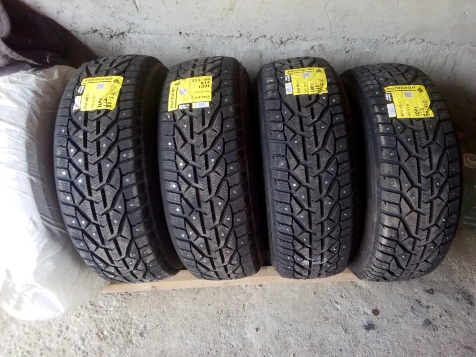 Резина зимняя r17 шипованная 215. Kormoran stud 2 215/60 r16 99t. kormoran suv stud. 215/65/17 kormoran suv stud. kormoran stud 215/65 r17.