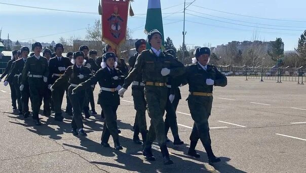 Строевой смотр. Почетный караул. Новосибирский Почетный караул. 300 Почётных Караулов. Школа 18 чита