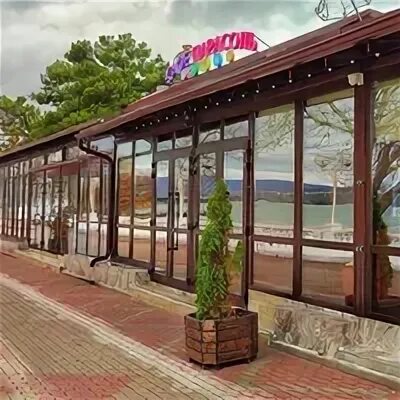Где вкусно поесть в Геленджике: рестораны, кафе, столовые, доставка еды