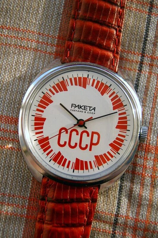 часы россия пчз ссср. завод ракета часы. завод ракета часы. часы ракета авангард. наручные часы ракета.