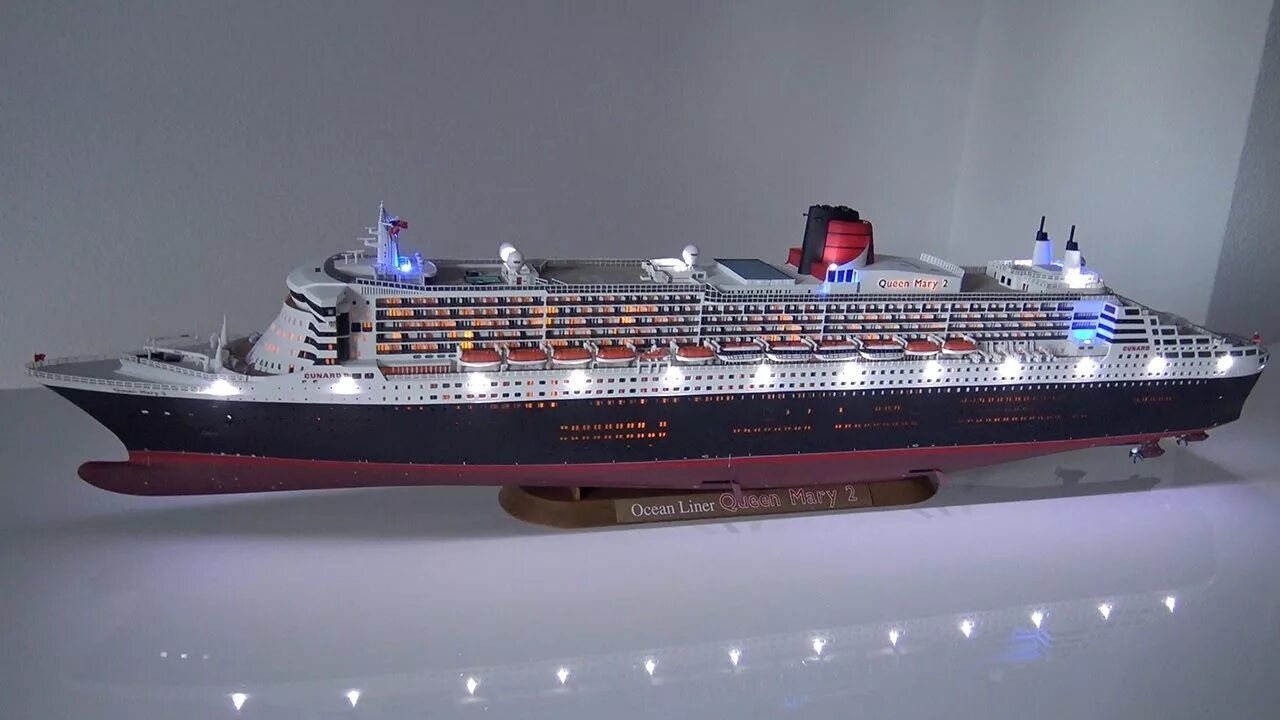 Квин модель. Queen mary 2 модель revell. модель queen mary 2 1:400.