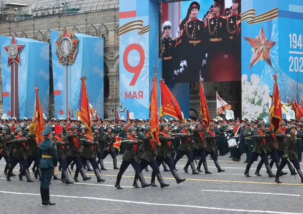 Где парад победы в москве. Парад Победы на красной площади в Москве 2021. Парад на красной площади 9 мая 2021. Военный парад в Москве 2021. День Победы 2021 парад в Москве.