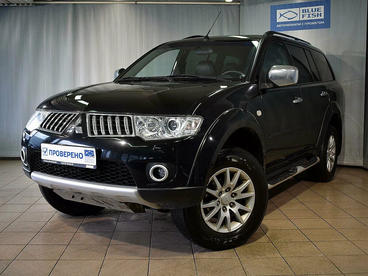 Mitsubishi pajero sport 2012. Mitsubishi Pajero Sport черный 2011. Mitsubishi Pajero Sport 2011. Митсубиси Паджеро спорт 2011.