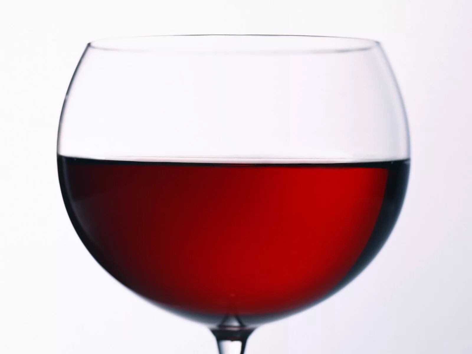 Дай бокал бокал вина. Бокал вина. Бокалы для вина широкие. Бокалы для красного вина большие. Большой бокал для вина.