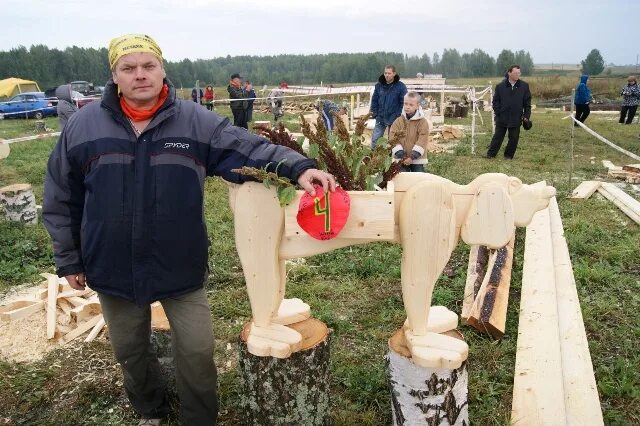 Обелиск калинино кунгурский р-н. Погода зарубино пермский край. Праздник в селе. Праздник топора 2022. Праздник топора зарубино.