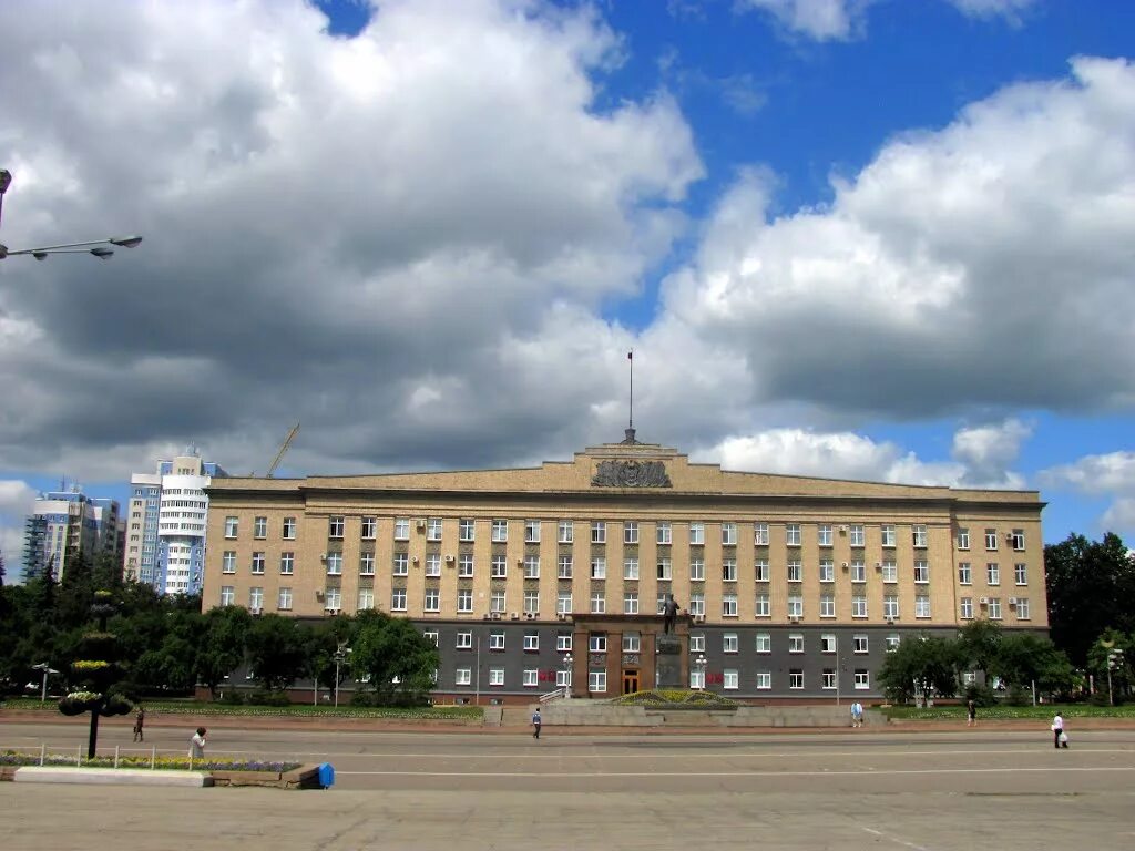 Площадь ленина 1а. Площадь ленина орел. город орёл гплощадь ленина. ленинская площадь орел. площадь имени ленина орел.