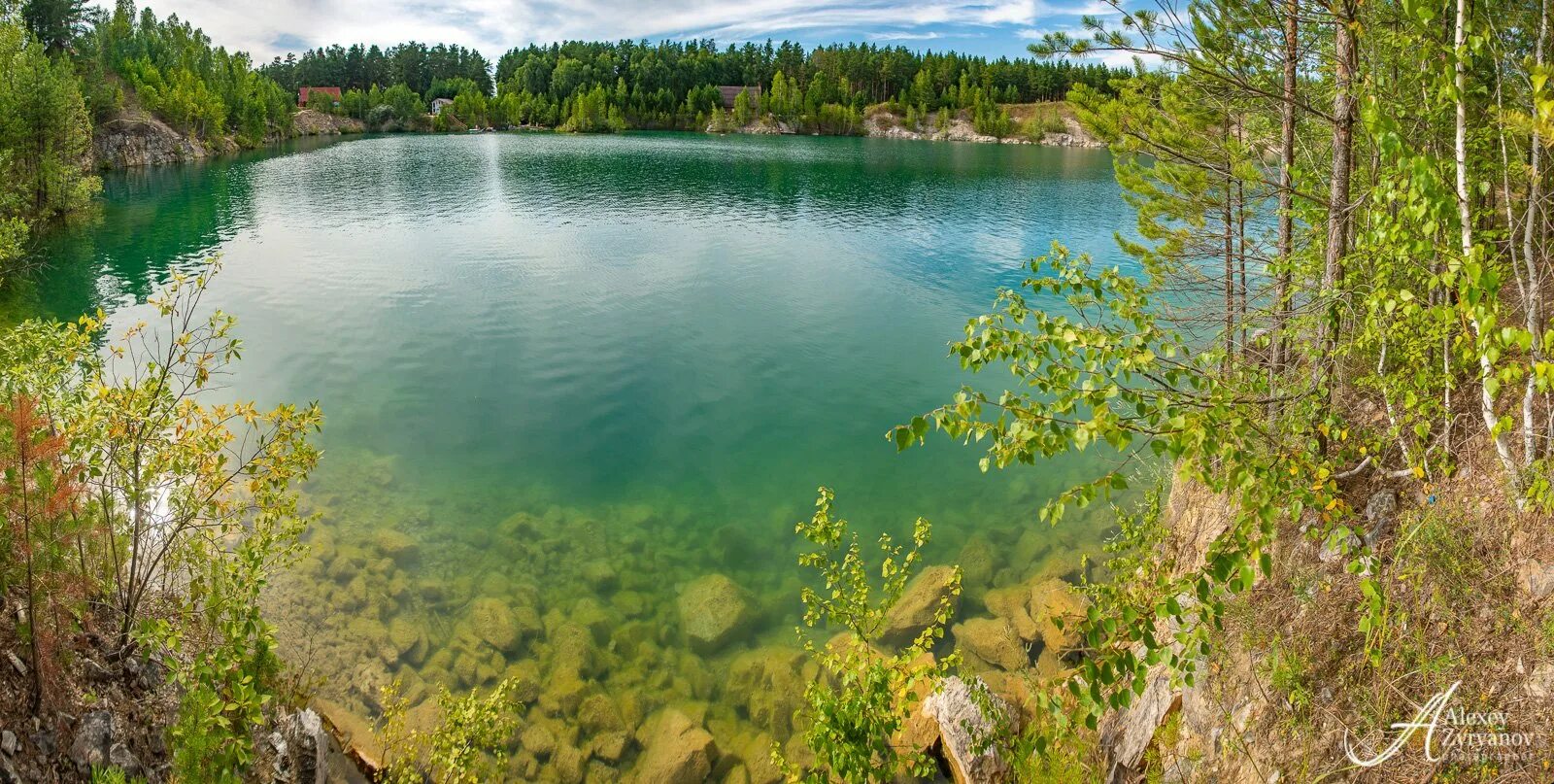 Изумрудное озеро Казань. Изумрудное озеро Абрашино. Изумрудное озеро Казань карьер. Изумрудное озеро Токсово.