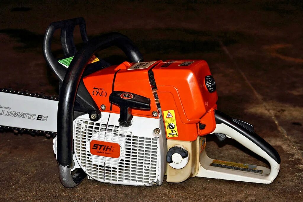 Пила штиль бу. Бензопила Stihl ms440. Stihl MS 440. Бензопила штиль МС 440. Stihl ms440 Китай.