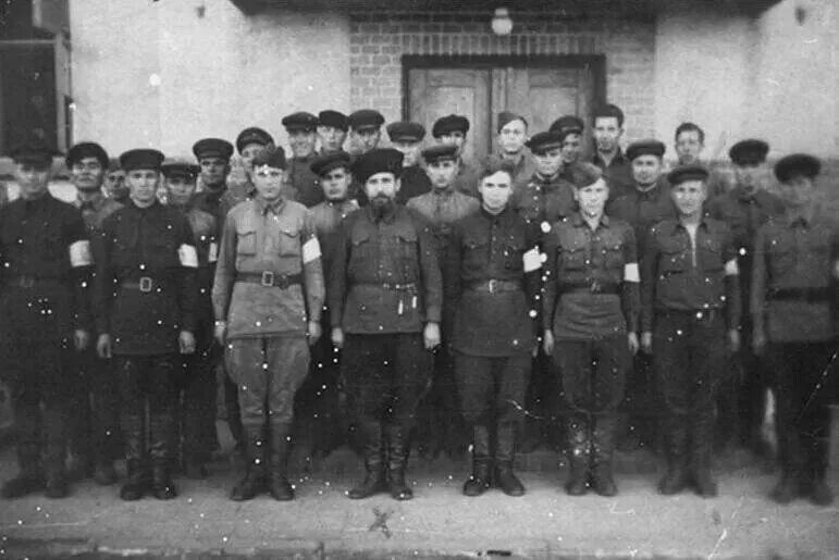 Кто такие полицаи. Полицаи 1942. 1942 Белоруссия полицаи. Белорусские полицаи во время Великой Отечественной войны 1941-1945.