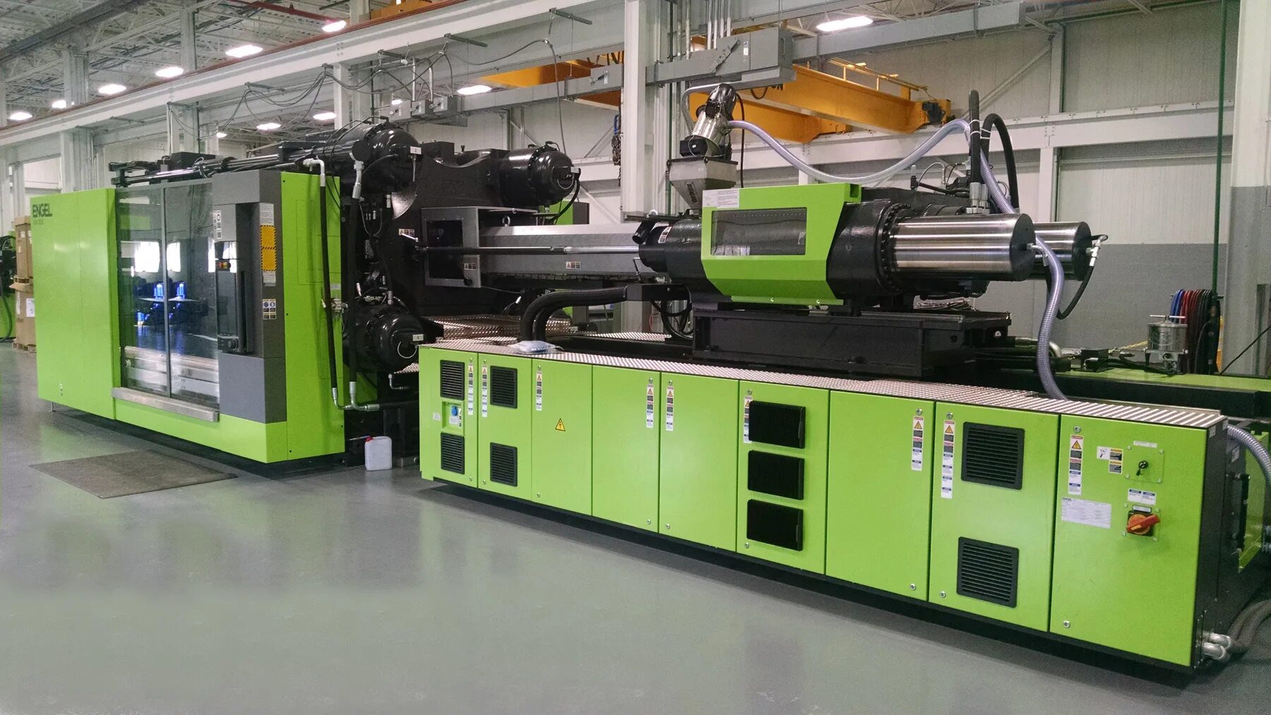 Engel литьевые машины производители. Micro Injection Molding Machine. Injection Molding Factory. Model 300a Plastic Injection Molding Machine.. Plastics machines