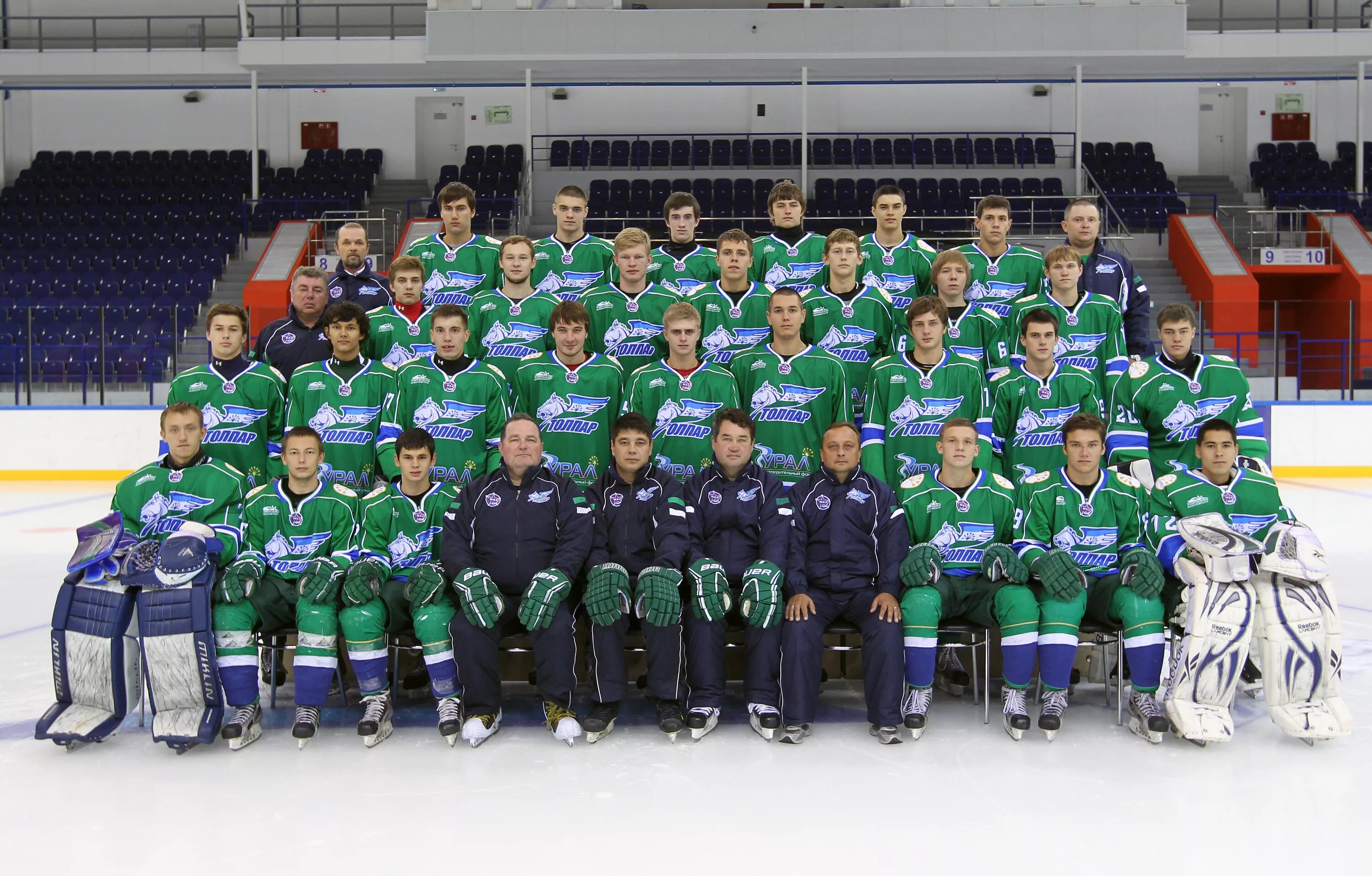 состав салавата юлаева 2013-2014. салават юлаев кубок гагарина 2008. уфа дворец спорта толпар. салават юлаев команда. состав салавата юлаева 2020-2021.