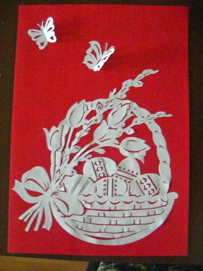 силуэтное вырезание из бумаги. девочка зимняя вытынанка. вытынанка дети. вытынанки ко дню победы. вытынанка ладони.